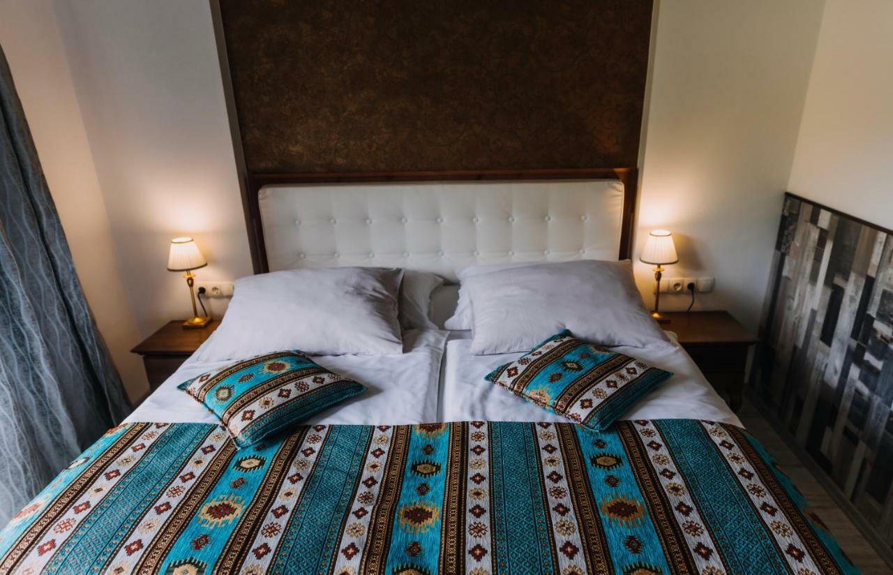 Hotel Kostelski Buk Bihac Bagian luar foto