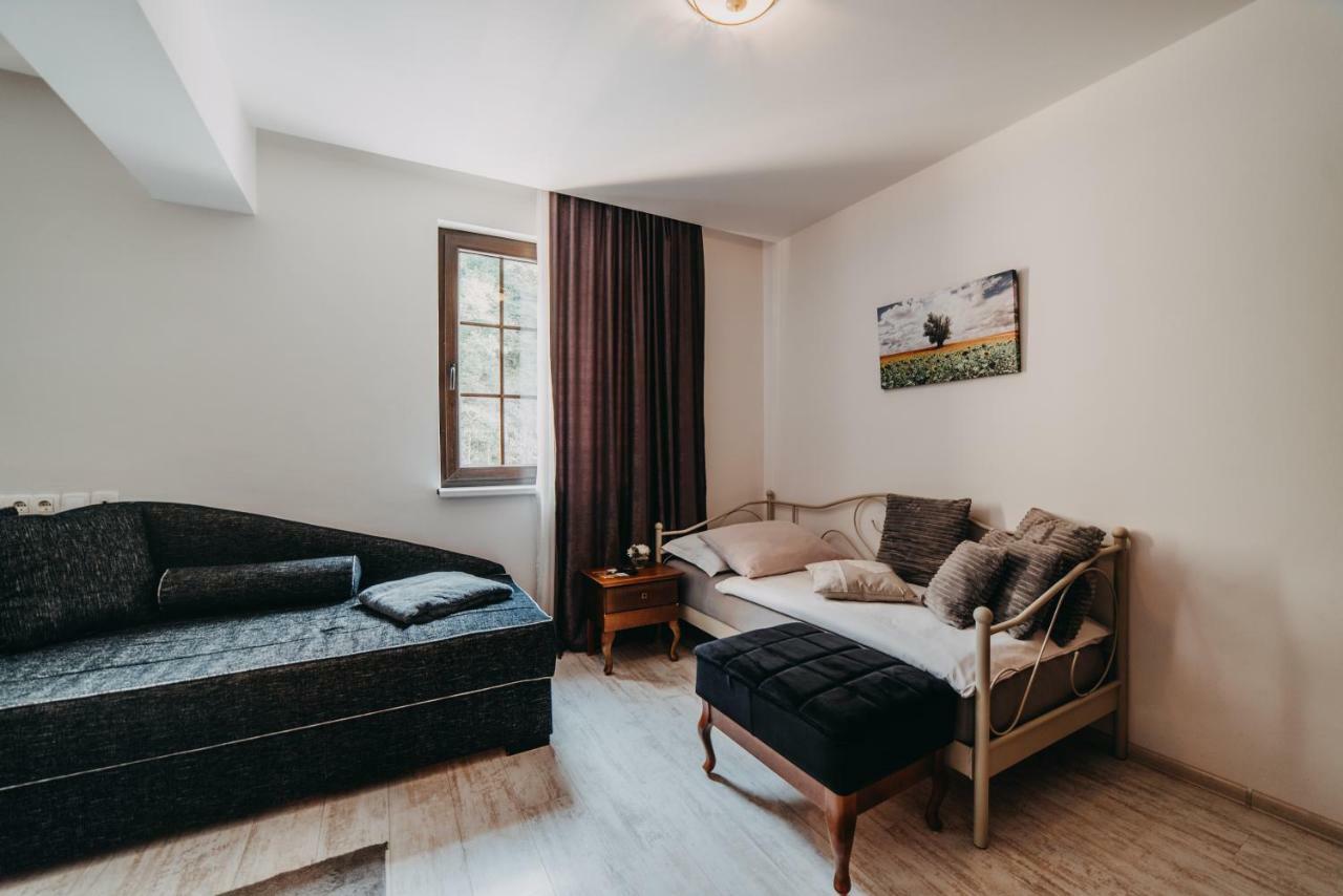 Hotel Kostelski Buk Bihac Bagian luar foto