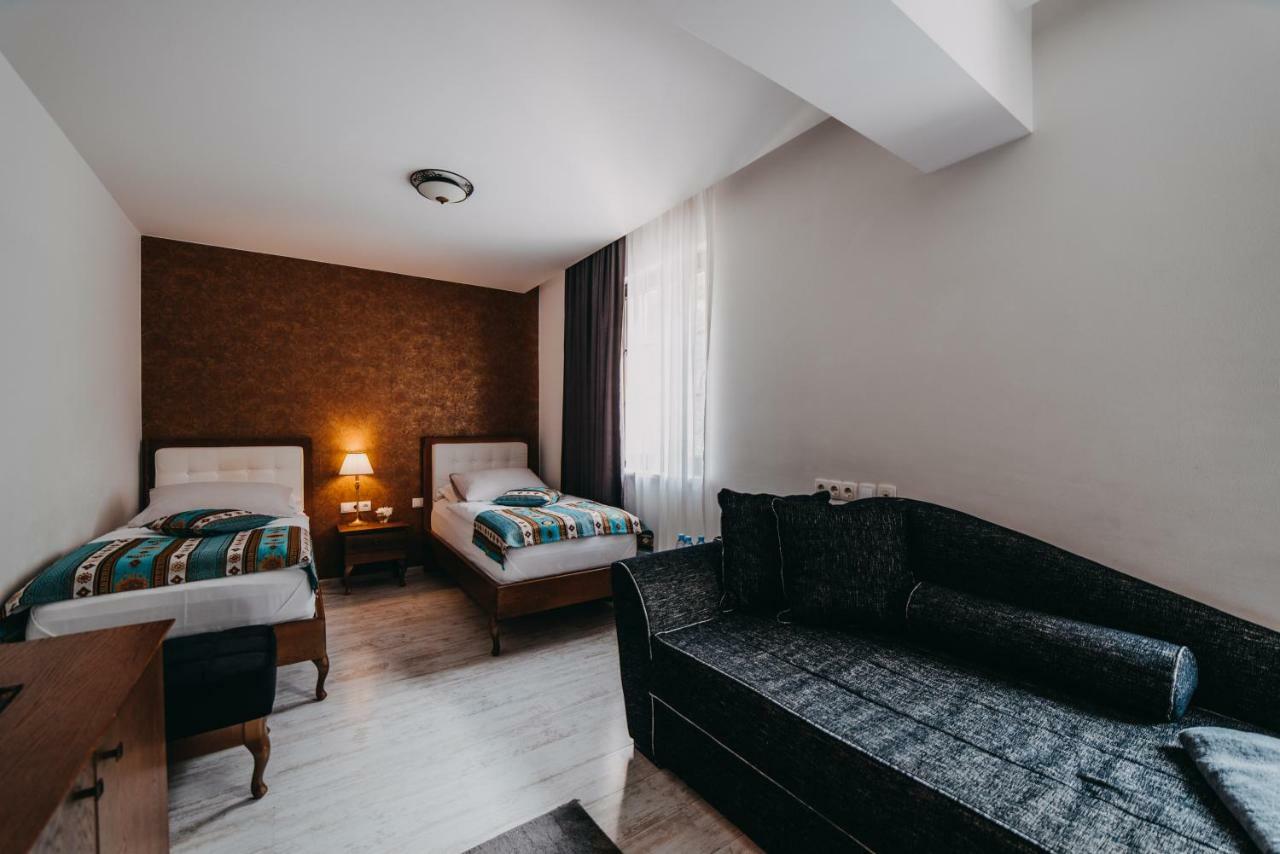 Hotel Kostelski Buk Bihac Bagian luar foto